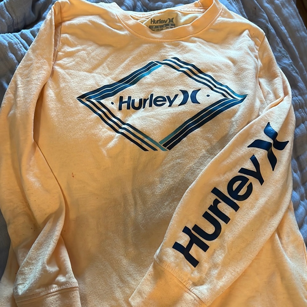 Boys size 7 long sleeve Hurley tshirt
